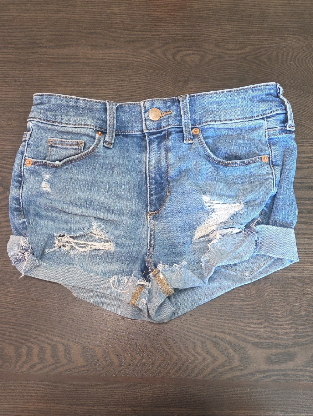 Universal Thread Distressed Rolled-Hem Denim Shorts - Light Blue